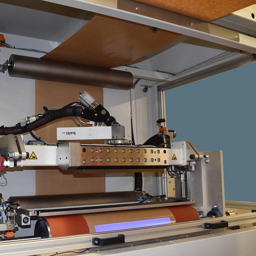 Balti hotmelt application systems schlitzduese flaechenauftrag rollenmaterial frei
